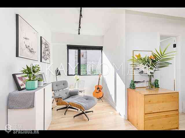 Sai Ying Pun - Wai On House 12