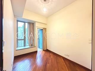 Wan Chai - The Avenue Phase 2 Block 3 07