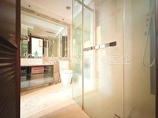 Wan Chai - The Avenue Phase 2 Block 3 13