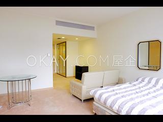 Wan Chai - Convention Plaza Apartments 04