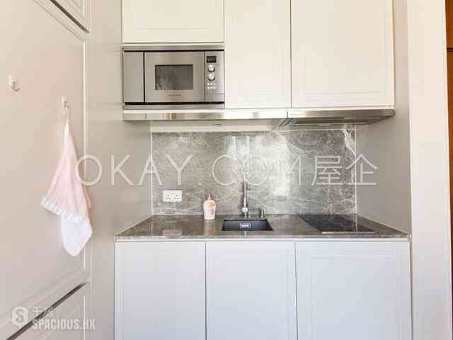 Shek Tong Tsui - One South Lane 10