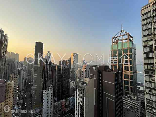 Sai Ying Pun - The Queens 10