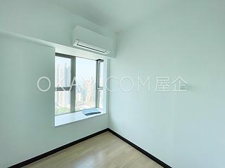 Sai Ying Pun - Centre Place 06