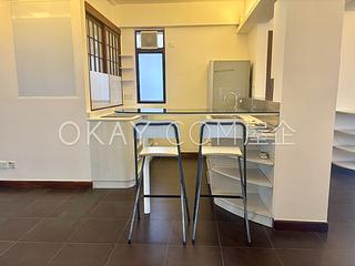 Sai Ying Pun - Tak Yan Building 06