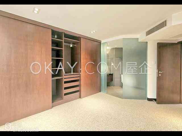 Wan Chai - Convention Plaza Apartments 04