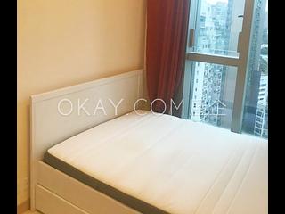 Sai Ying Pun - King's Hill 04