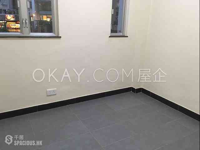 Sai Ying Pun - 62-64, Centre Street 02