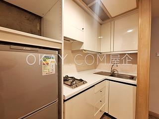 Wan Chai - Convention Plaza Apartments 06