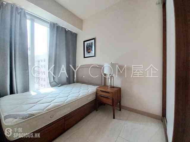 Sai Ying Pun - King's Hill 07