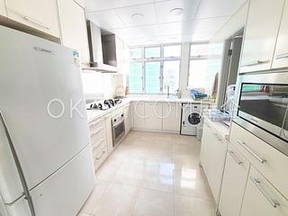 Pok Fu Lam - 18-22, Crown Terrace 03