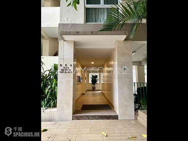 Pok Fu Lam - 18-22, Crown Terrace 14