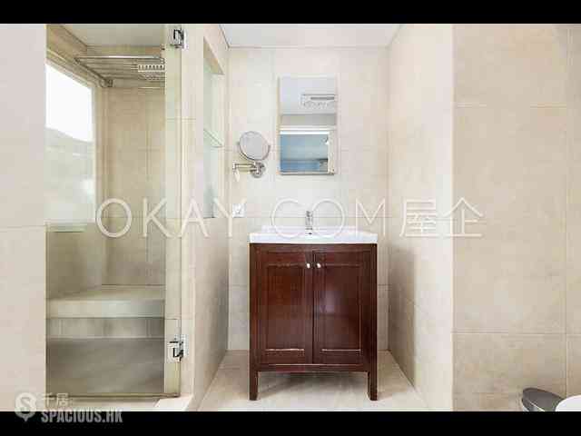 Pok Fu Lam - Scenic Villas 09