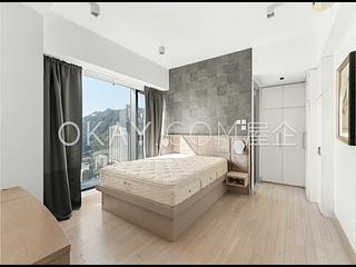 Wan Chai - The Oakhill 11