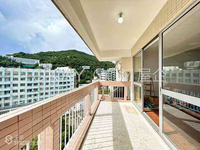 Pok Fu Lam - Scenic Villas 02