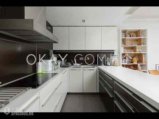 Chung Hom Kok - Cypresswaver Villas 06