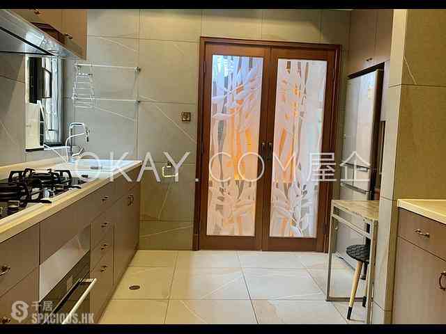 Repulse Bay - South Bay Villas 06