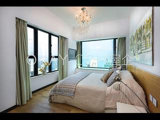 Sai Ying Pun - Centre Place 06