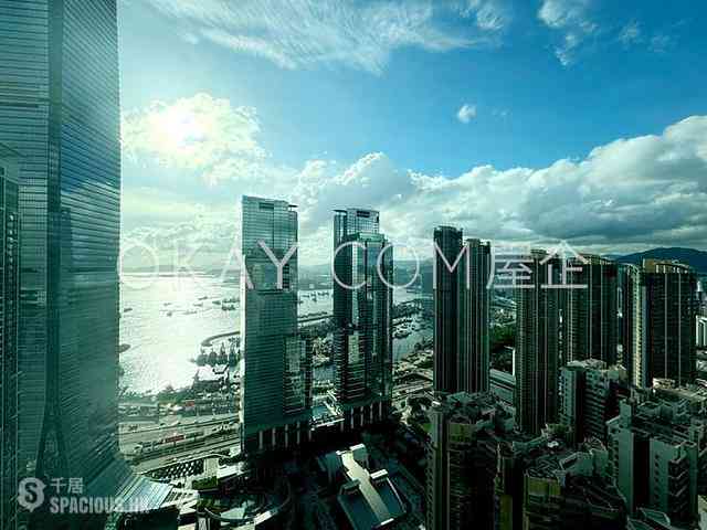 West Kowloon - The Arch Sun Tower (Block 1A) 01