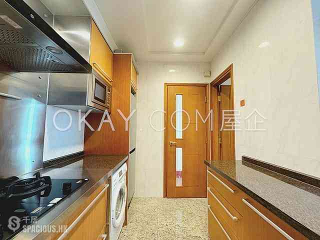 West Kowloon - The Arch Sun Tower (Block 1A) 09
