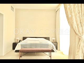 Chung Hom Kok - 33, Cape Road 07