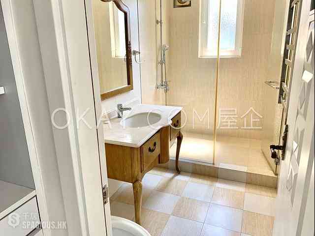 Chung Hom Kok - Ventura Villa 07