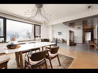Mid Levels Central - Chung Tak Mansion 05