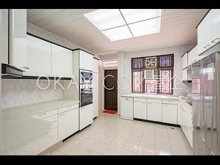 Chung Hom Kok - 19-25, Horizon Drive 08