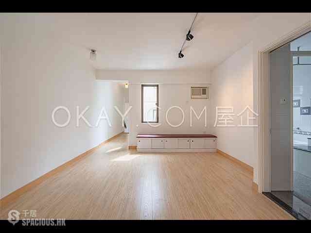 Chung Hom Kok - 19-25, Horizon Drive 09
