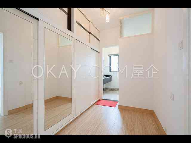 Chung Hom Kok - 19-25, Horizon Drive 12