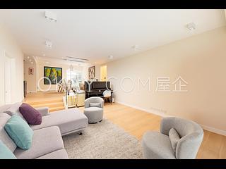 Mid Levels Central - Garden Terrace 03
