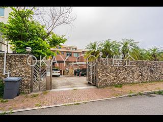 Chung Hom Kok - 19-25, Horizon Drive 17