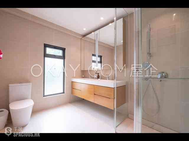 Clear Water Bay - The Portofino 11
