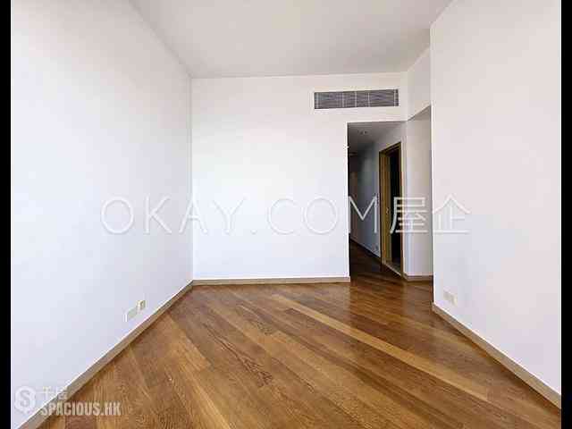 West Kowloon - The Cullinan (Tower 21 Zone 2 Luna Sky) 08