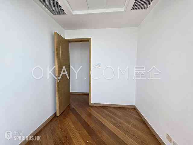 West Kowloon - The Cullinan (Tower 21 Zone 2 Luna Sky) 17