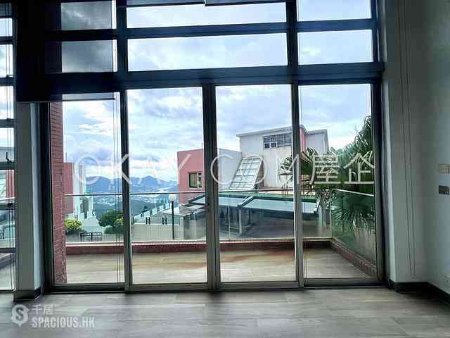 The Peak - Sunshine Villa 02