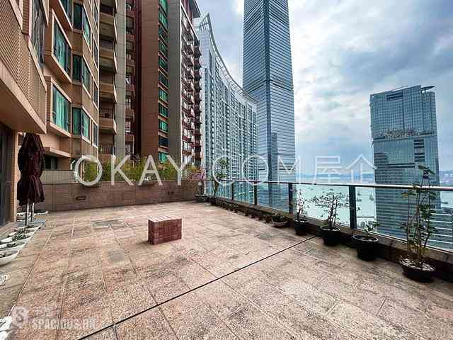 West Kowloon - The Arch Moon Tower (Block 2A) 02