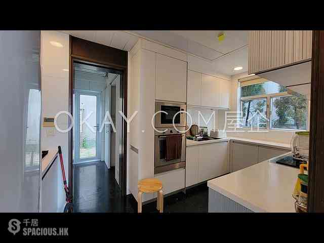 The Peak - Sunshine Villa 07