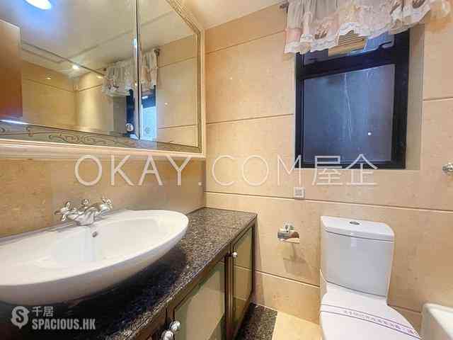 West Kowloon - The Arch Moon Tower (Block 2A) 07