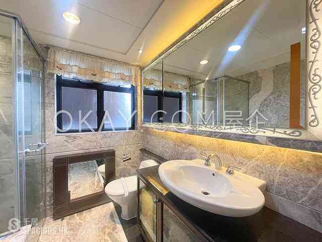 West Kowloon - The Arch Moon Tower (Block 2A) 10