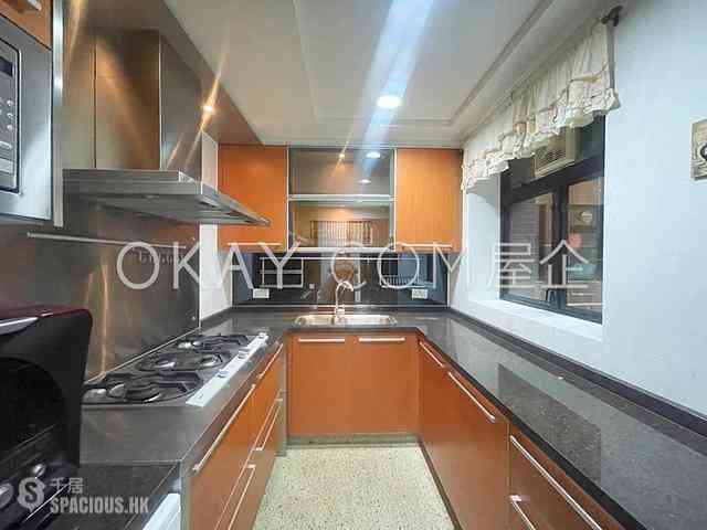 West Kowloon - The Arch Moon Tower (Block 2A) 15