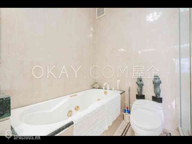 Chung Hom Kok - Coral Villas 10