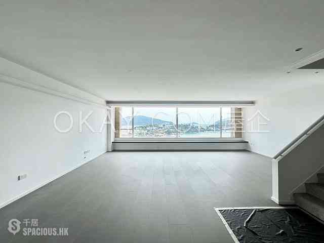 Chung Hom Kok - Pinewaver Villas 15