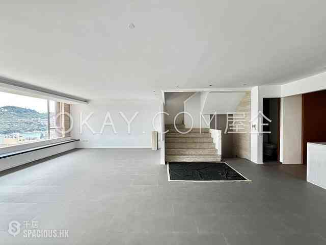 Chung Hom Kok - Pinewaver Villas 17