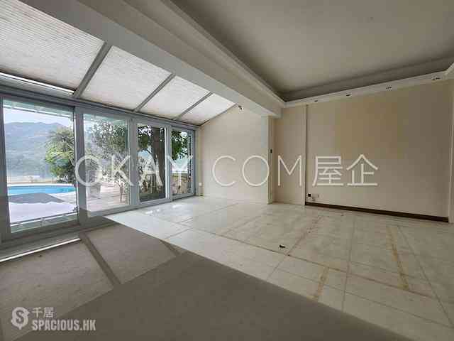 Wong Chuk Hang - Manly Villa 04