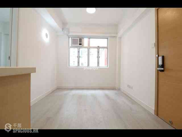 Wan Chai - Yee Hor Mansion 08