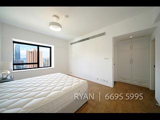 Mid Levels Central - Queen's Garden Block B 08