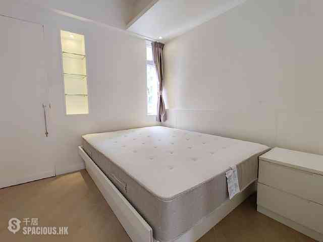 Mid Levels Central - Kam Lei Building 03
