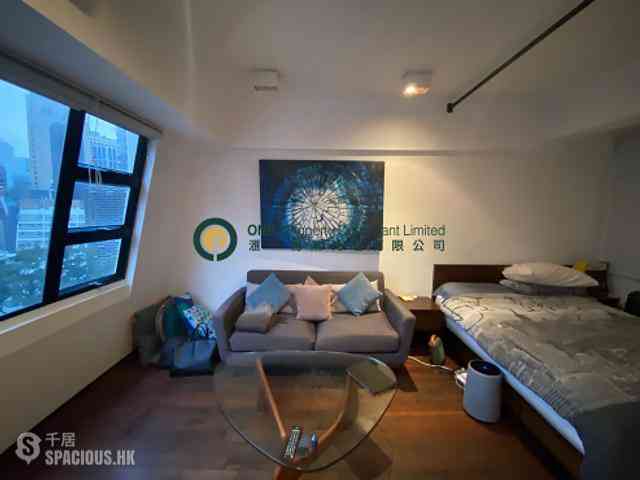 Central - Tung Yuen Building 03