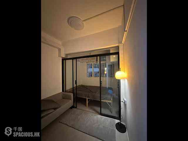 Tsim Sha Tsui - Universal Mansion 04