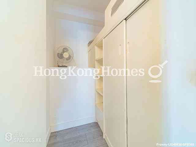 Stubbs Road - Crescent Heights 12
